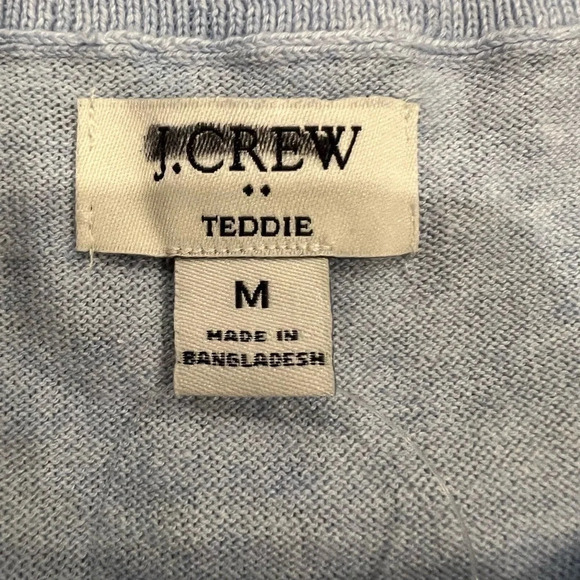 J crew Cotton Teddie sweater
NWT
Size Med
Pit to pit 19 3/4”
Length 26” - Picture 5 of 7